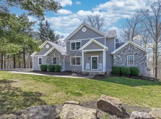 6535 Borah Hill Rd, Sugar Grove, OH 43155