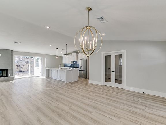 4th image of 3036 Satsuma Dr