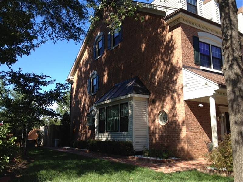 2nd image of 6318 Manchester Way