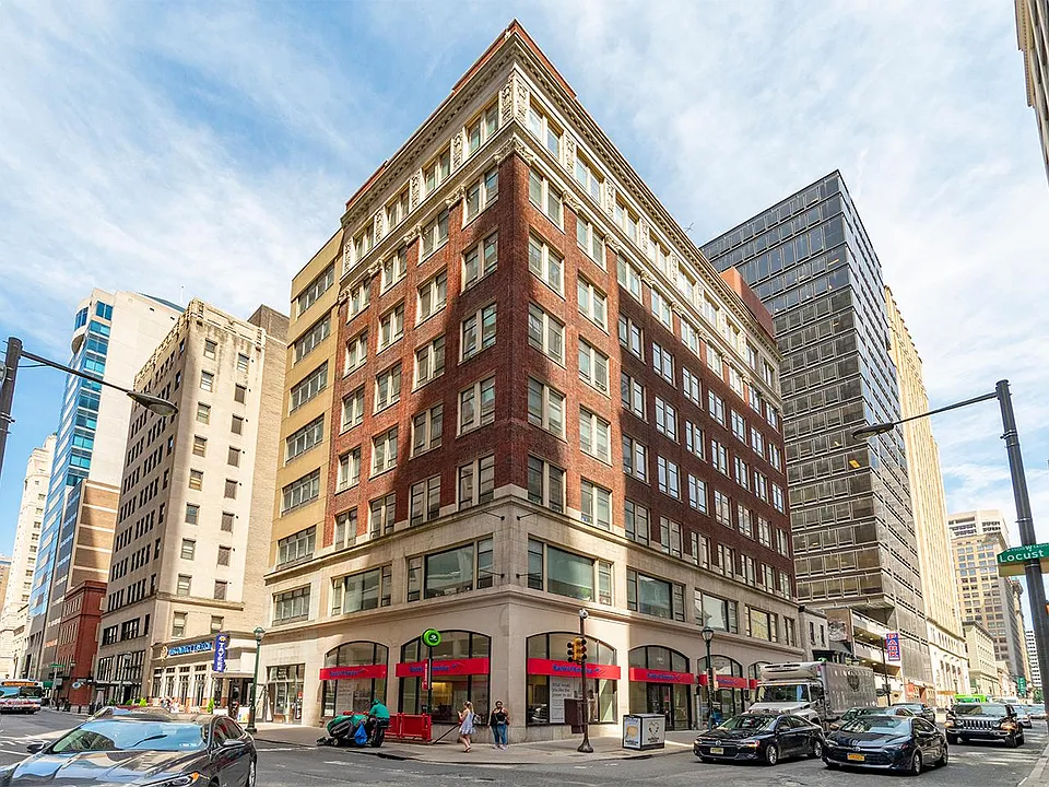 1501 Locust