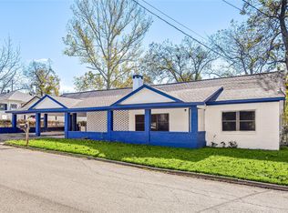 811 W Calhoun St, Livingston, TX 77351