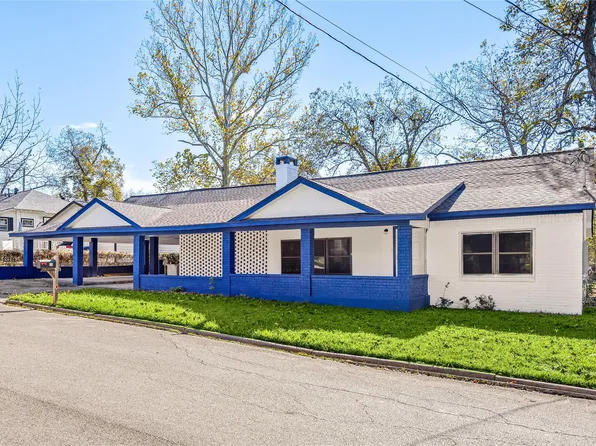 811 W Calhoun St, Livingston, TX 77351