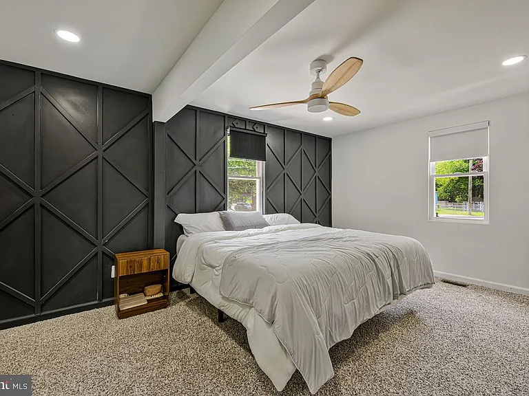 3704 Hamilton St — Photo 18