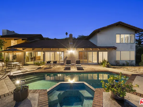 5239 Los Hermosos Way, Los Angeles, CA 90027