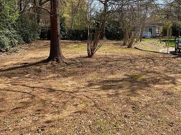 4th image of 320 Tulip Poplar Ct