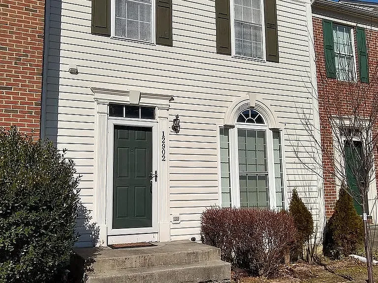 12902 Woods View St — Photo 1