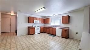 5th image of 5727 Hunters Bend Ln