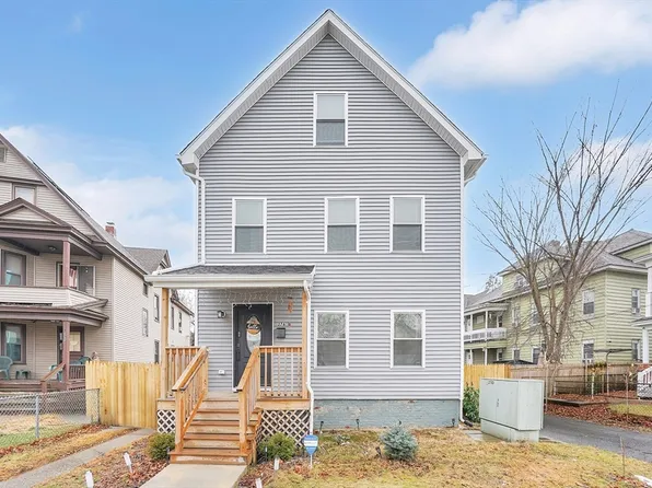 276 Dickinson St, Springfield, MA 01108
