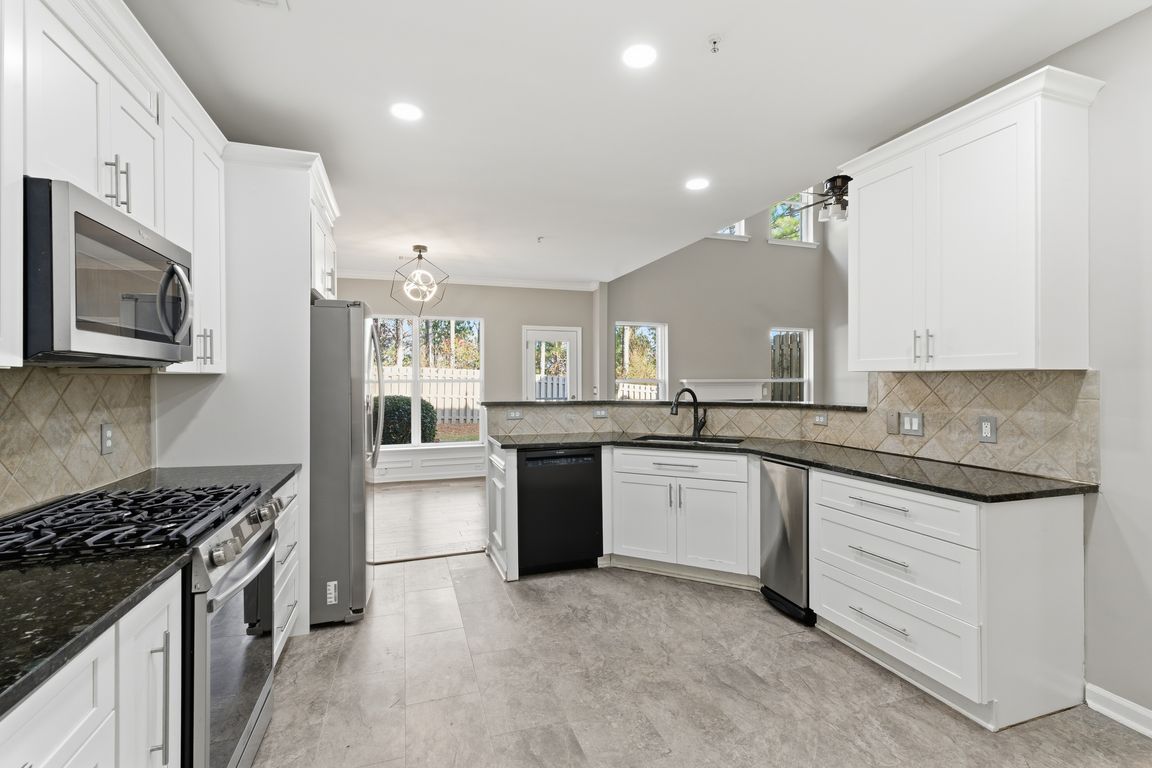 next background image