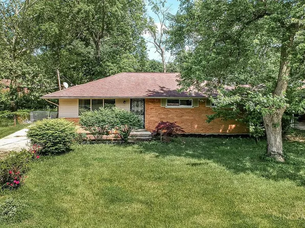 8670 Zodiac Dr, Cincinnati, OH 45231
