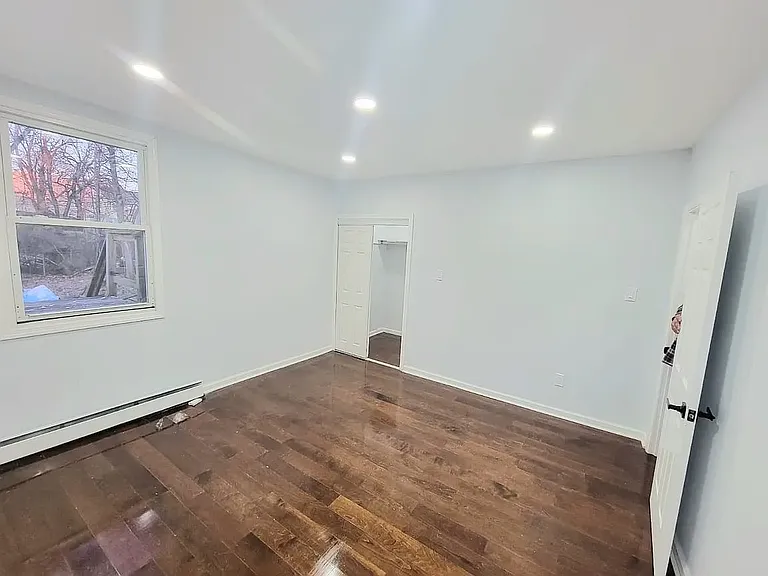 11-10 Rodwell Ave #1 — Photo 6