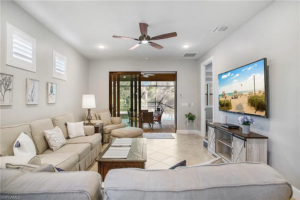 2 bed, 2.0 bath, 1554 sqft, $3,800 — Photo 2