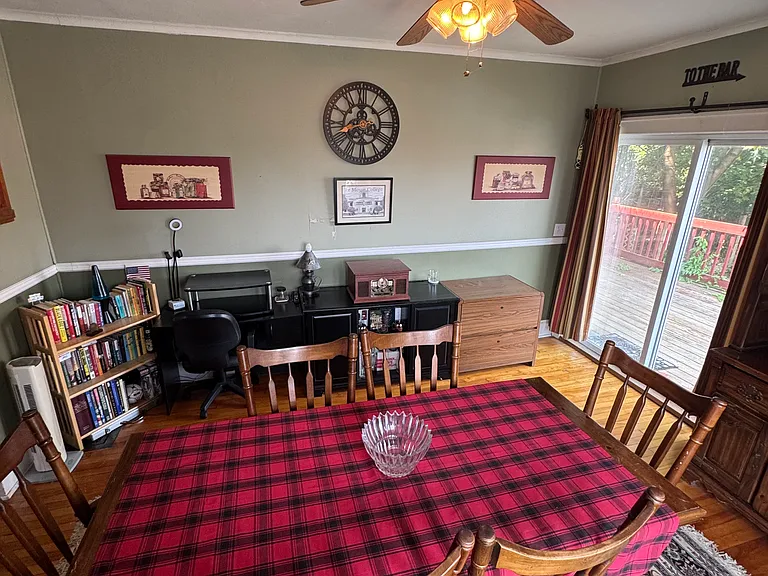132 Tennyson Ave — Photo 12