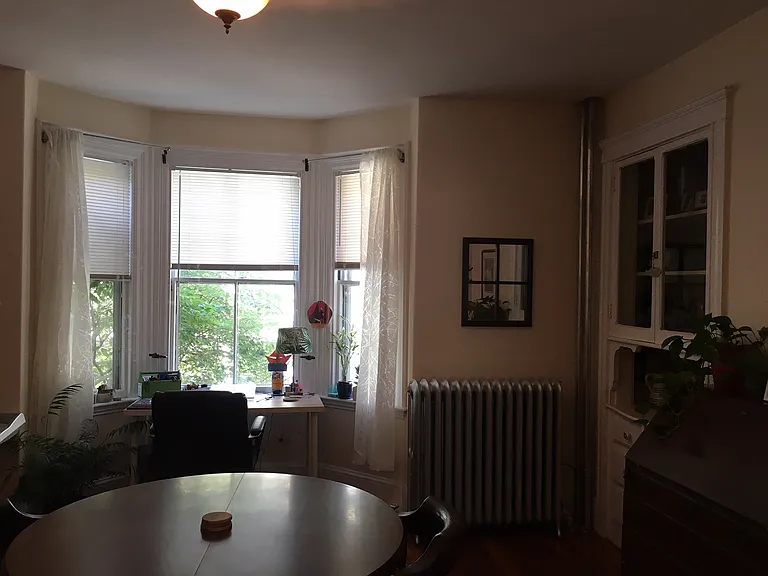 7 Burr St #1 — Photo 26