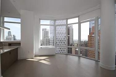 Rented by Red Apple Group