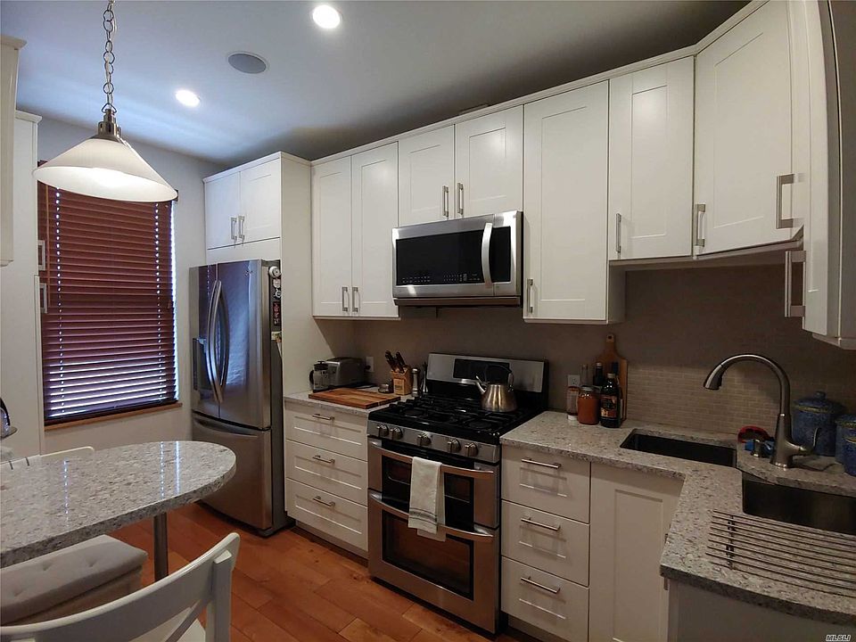 1st image of 6524 Admiral Ave #2