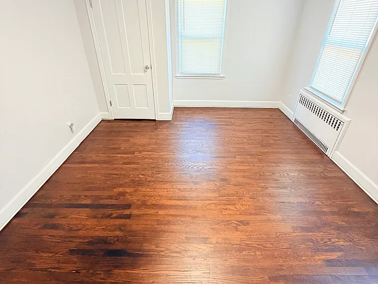 8 Locust St #1 — Photo 9