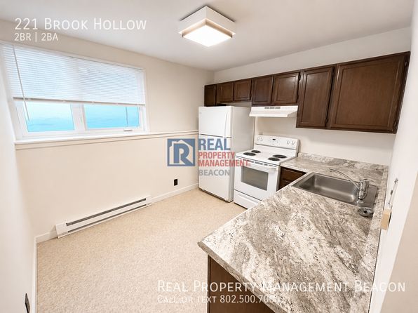 221 Brook Holw