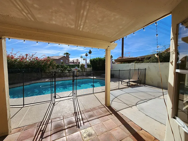 15013 S 46th Pl — Photo 21