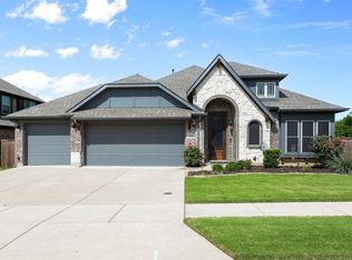 501 Oakcrest Dr, Justin, TX 76247