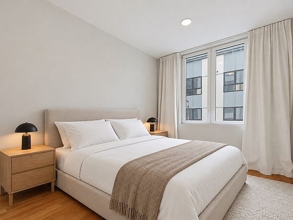 5th image of 10 Taber St #206
