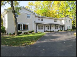 15175 Marilyn Dr APT 2, Elm Grove, WI 53122