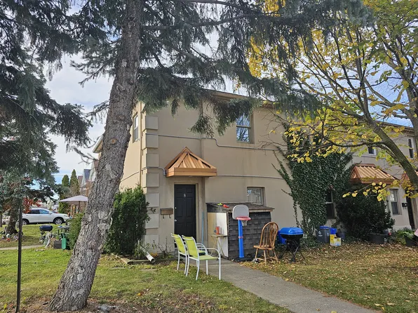 25 Hazel St #7, Saint Catharines, ON L2T 1E2