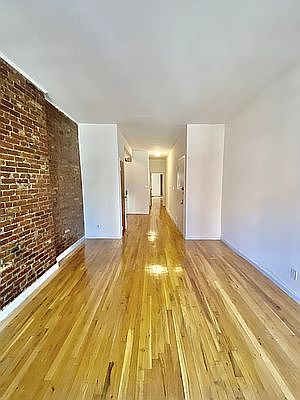 3rd image of 40 Columbia Pl #2A