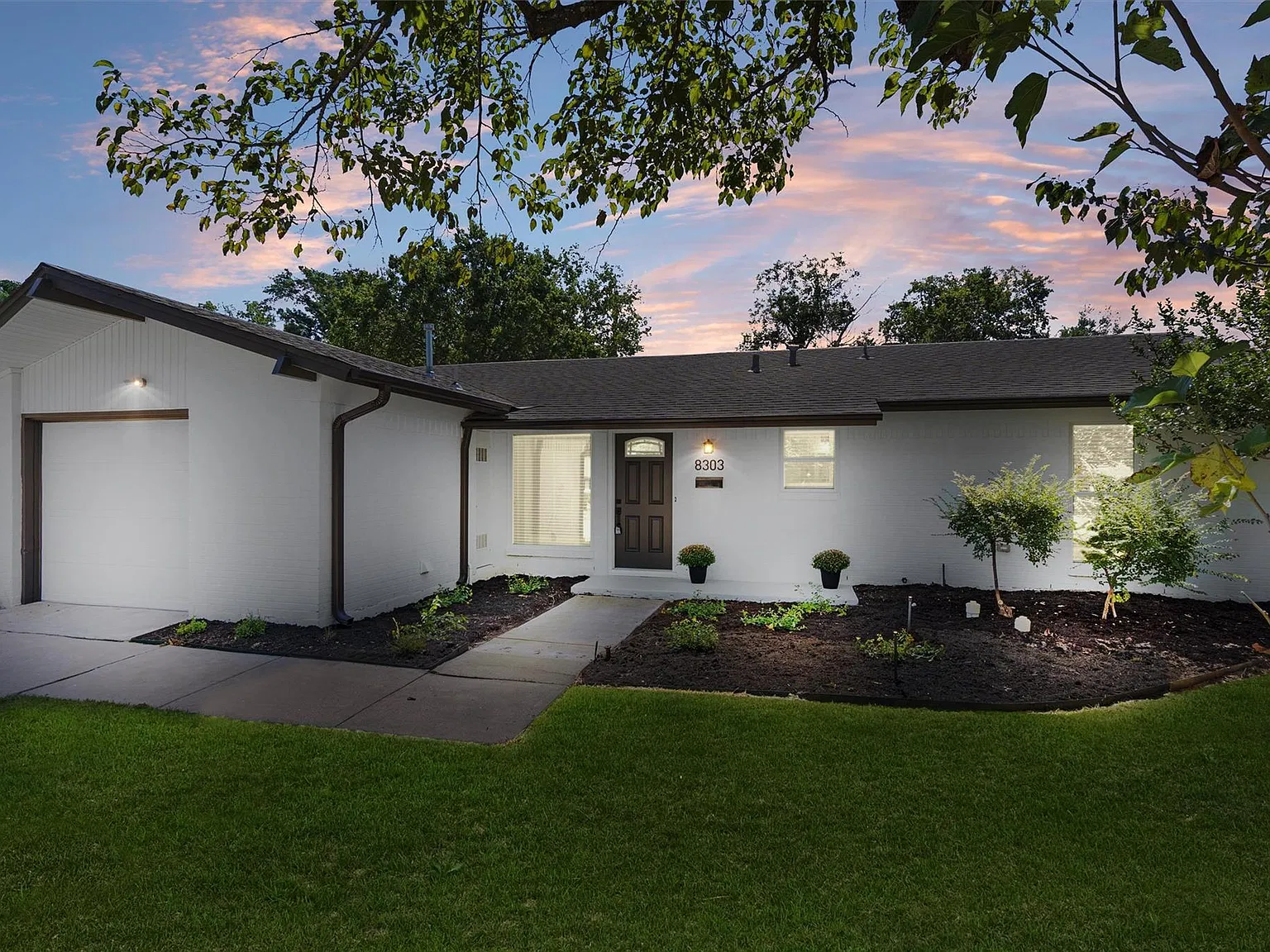 4 bed, 2.0 bath, 1748 sqft, $3,200 — Photo 1