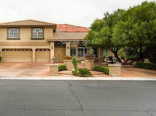 8274 Hidden Crossing Ln, Las Vegas, NV 89129