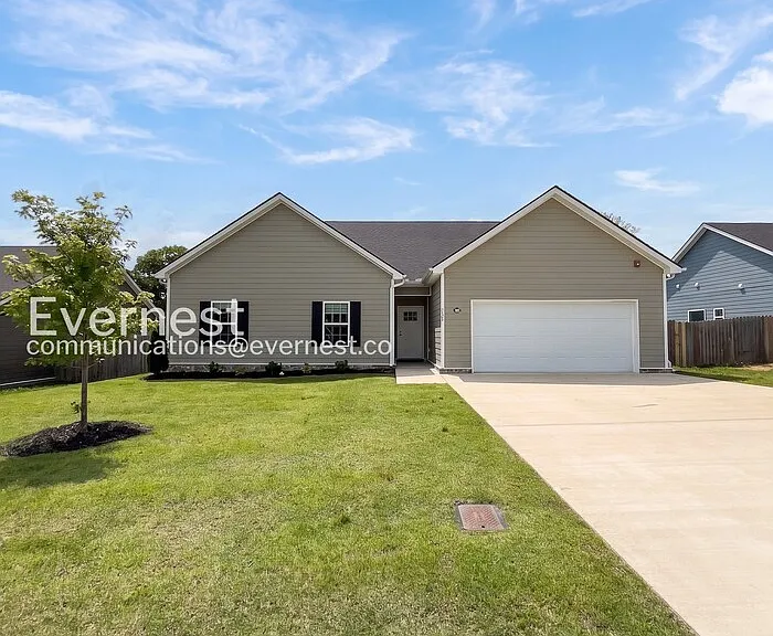1105 Prospect Ct — Photo 3