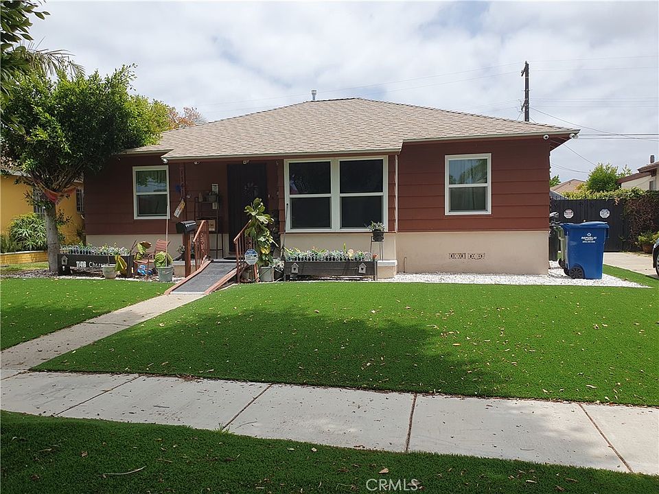 1st image of 11416 Cherry Ave