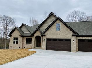 406 N Pond View Dr, Duncan, SC 29334