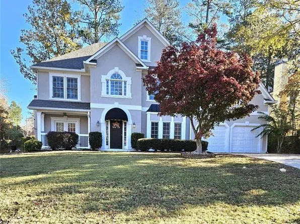 214 Harbor Pointe Dr, Stone Mountain, GA 30087