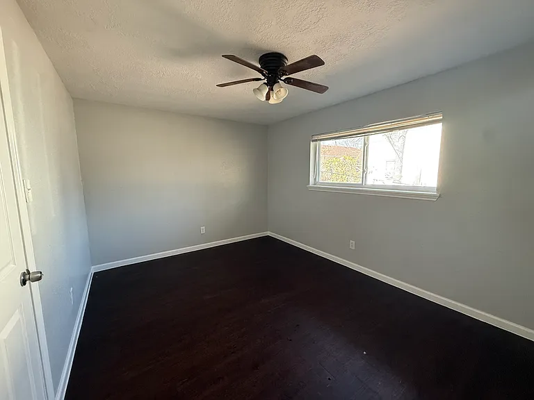 7707 Glover St #4 — Photo 4