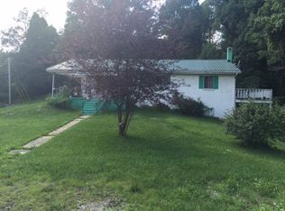 545 Nellie Baker Rd, McKee, KY 40447