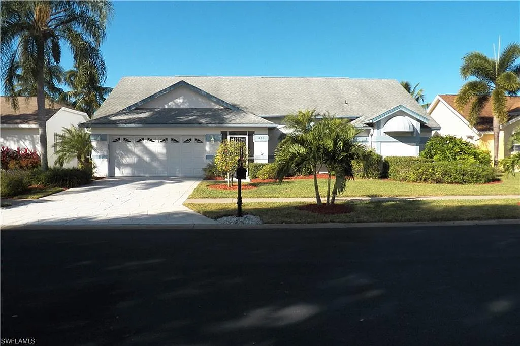 3 bed, 2.0 bath, 1906 sqft, $6,500 — Photo 3
