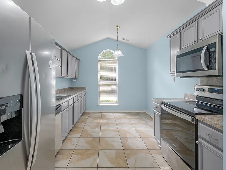 9220 Kimmel Ln — Photo 12