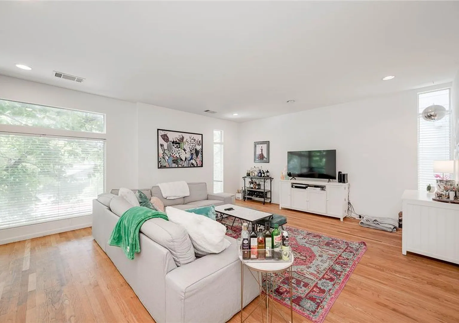 710 E. Dean Keaton 111 — Photo 4