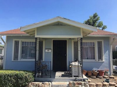 737 W 105th St, Los Angeles, CA, 90044