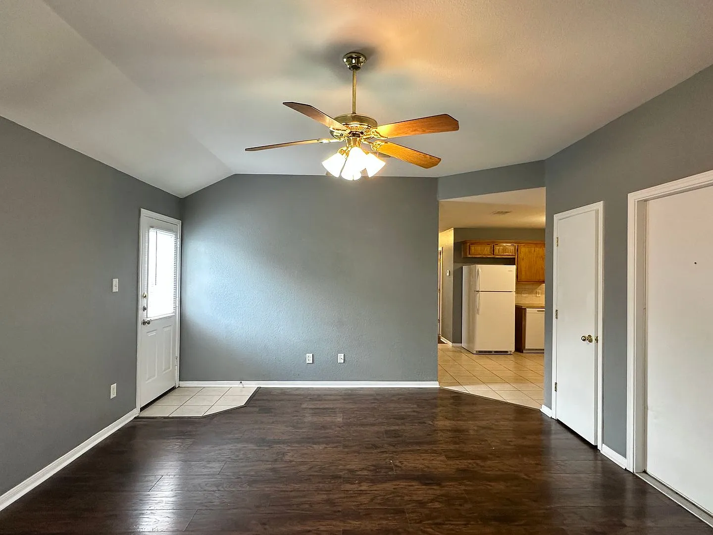1501 Cinch — Photo 3