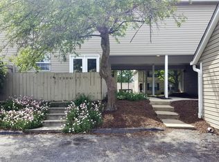 7904 Meadowhaven Blvd, Columbus, OH 43235
