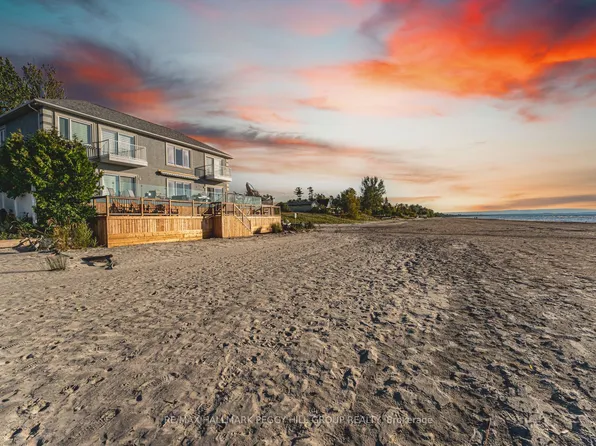 5 17th St N, Wasaga Beach, ON L9Z 2H9