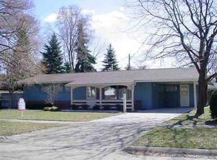 1809 Greenbriar Ln, Flint, MI 48507