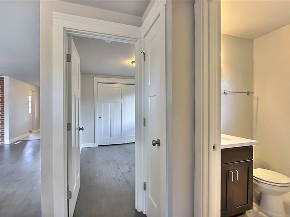 3rd image of 1017 115th St S