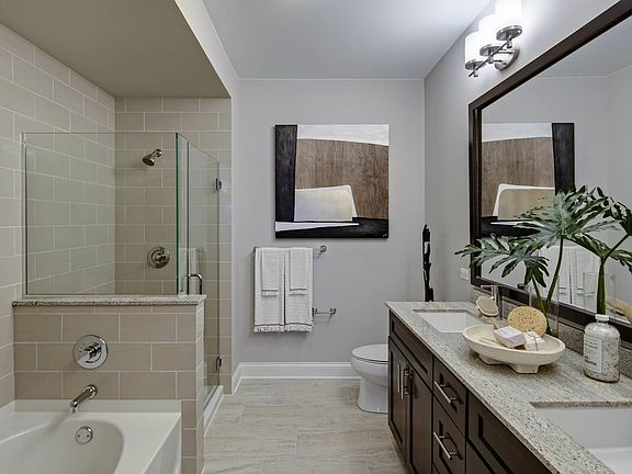 RiverNorth_interior_bathroom (2)