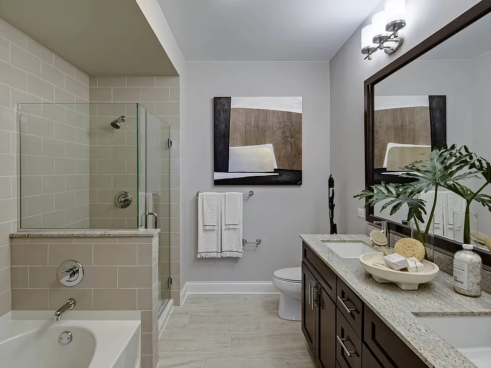 RiverNorth_interior_bathroom (2)