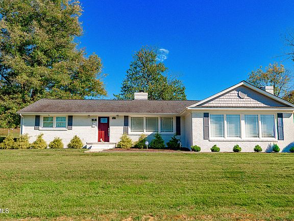 2nd image of 517 Forestdale Rd