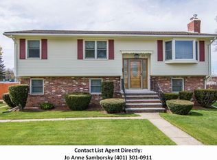 189 E View Ave, Cranston, RI 02920