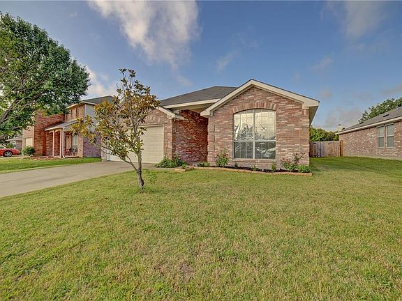 2nd image of 336 Tioga Dr